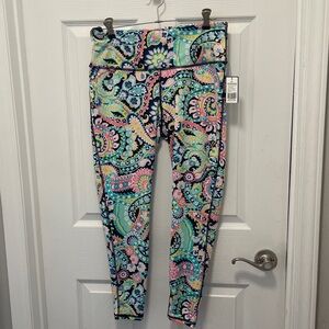 NWT Crown and Ivy Athleisure Paisley pant
